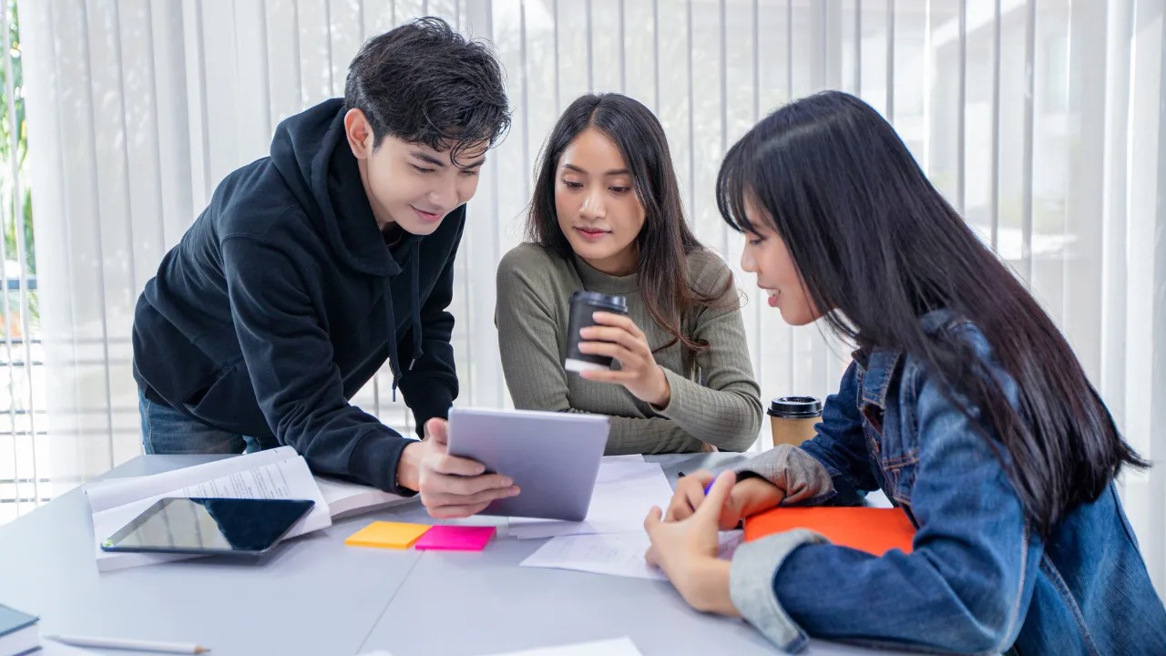 Inilah Rata-Rata Biaya Kursus Persiapan TOEFL di Tahun 2025