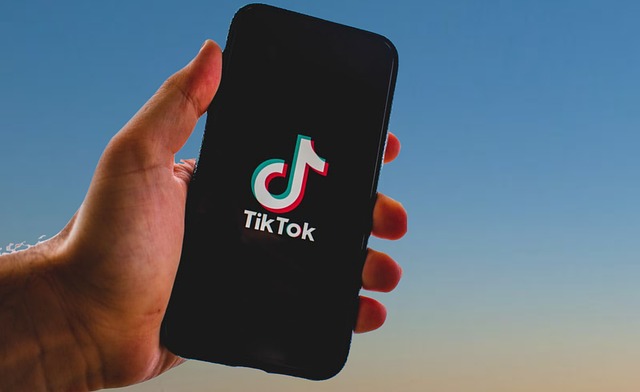 Strategi TikTok Terbaik: Cara Membuat Konten Video Pendek yang Meningkatkan Brand Awareness