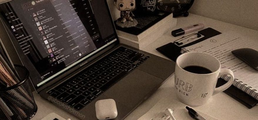 Strategi Konten Berkualitas: Bagaimana Cara Membangun Kredibilitas dan Meningkatkan Trafik Secara Konsisten?