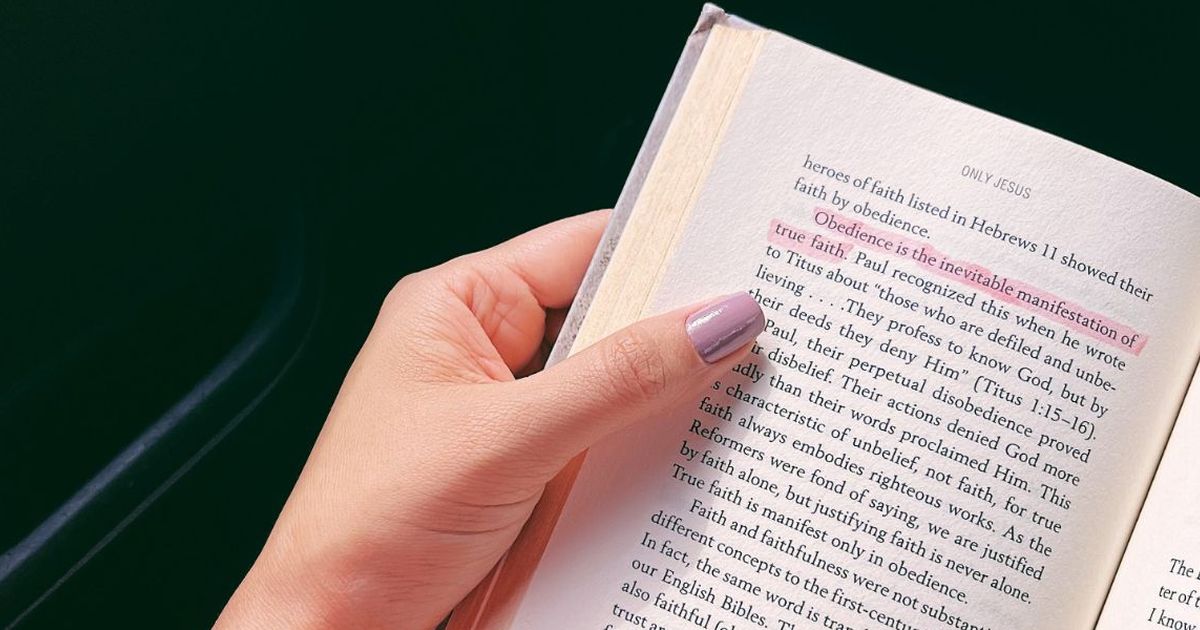 Analisis Antonim Dialog dalam Film dan Teater